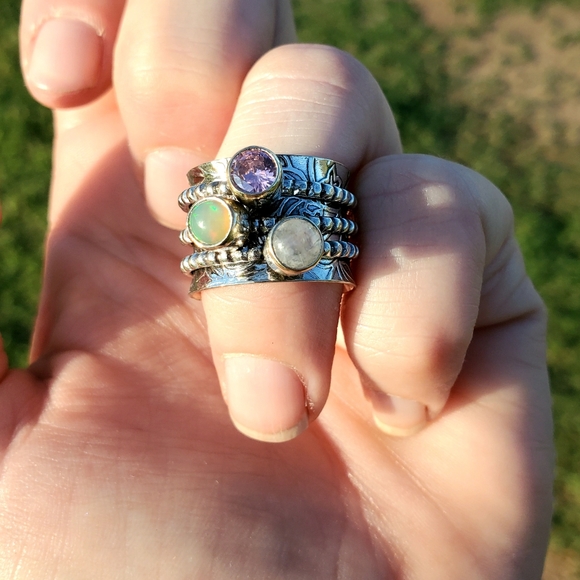 New Ethiopian Opal, Rainbow Moonstone and Pink Topaz Silver Spinner Ring. - Picture 16 of 16